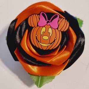Ribbon rose